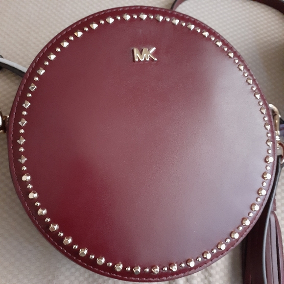Micheal Kors | Canteen Crossbody - Picture 3 of 9